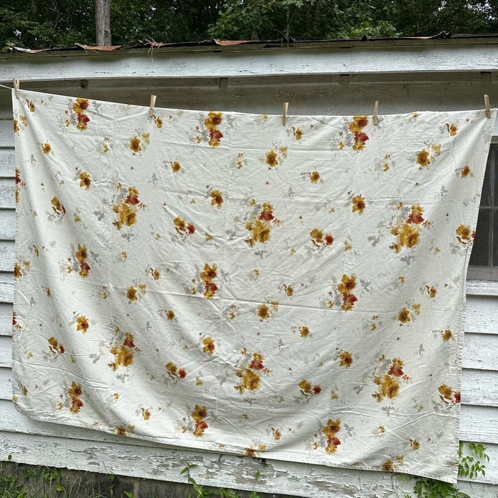 Calvin Klein‎ Floral fall brown & gold Fabric Tablecloth  harvest autumn colors